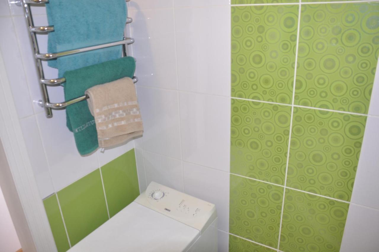 Apartments Theatre Shepkina 2 Room ซูมี ภายนอก รูปภาพ